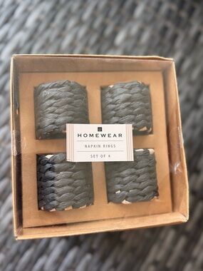 HOMEWEAR Paper & Seagrass Handmade Napkin Rings, Set of 4